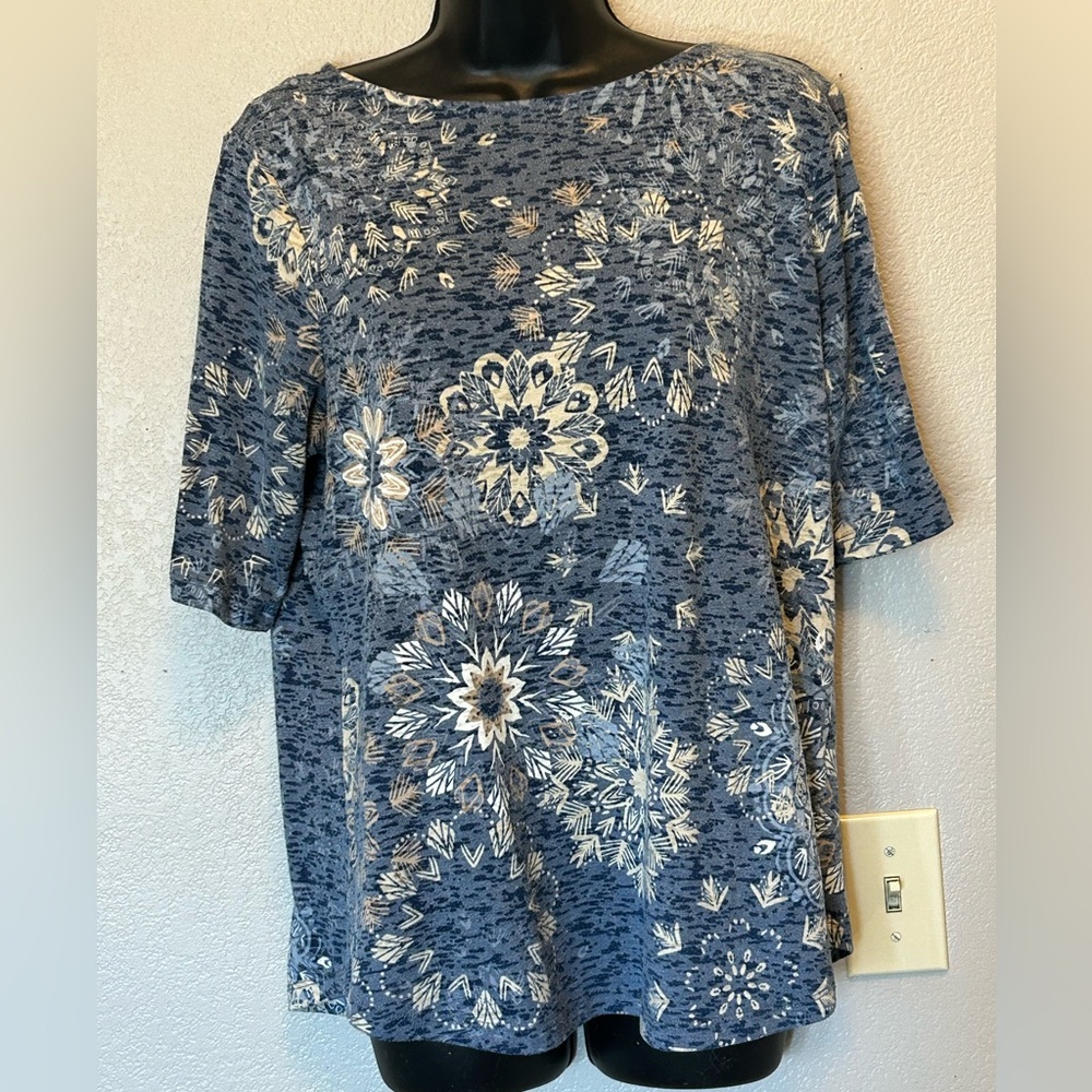 Christopher & Banks Blue Floral Short Sleeve Boat Neck Graphic Top Sz L